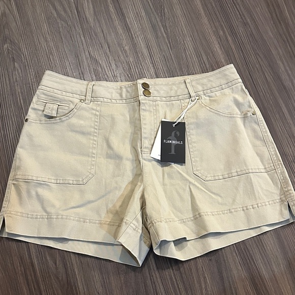 Flamingals Pants - Flamingoals Women's Beige Cargo Shorts